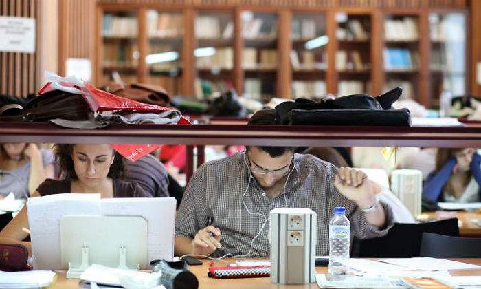 biblio1111.jpg