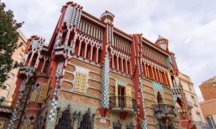 casa-vicens-barcelona-gaudi-dreams.jpg