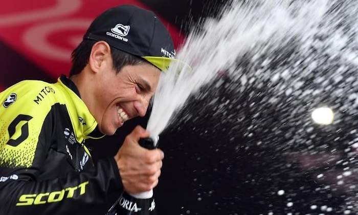 chaves-giro-efe.jpg