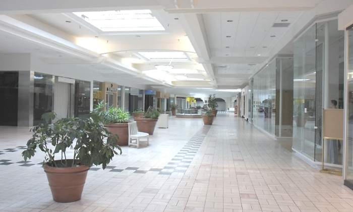 Centro-comercial-abandonado-Getty2.jpg