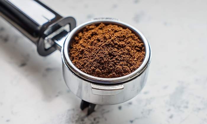 Cafe-molido-antes-de--ser-utilizado-iStock.jpg