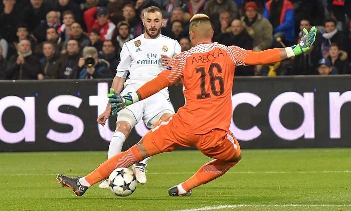 Benzema-desperdicia-Areaola-ocasion-PSG-2018-EFE.jpg