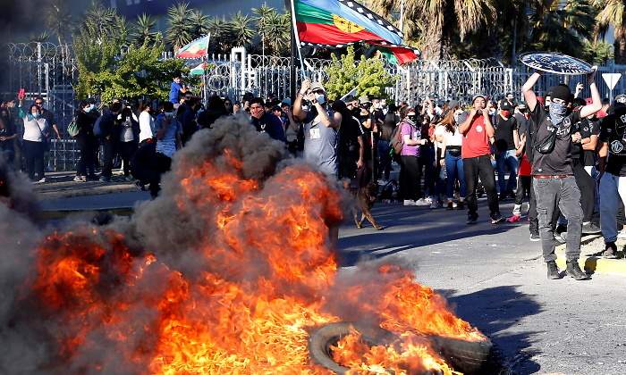 chile-barricadas-protestas-18octubre.jpg