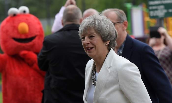 theresa-muneco-may.jpg