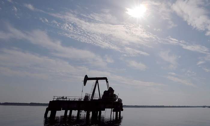 petroleo-cielo.jpg