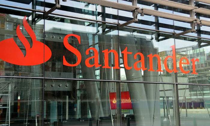 santander-cristal-escaparate-istock.jpg