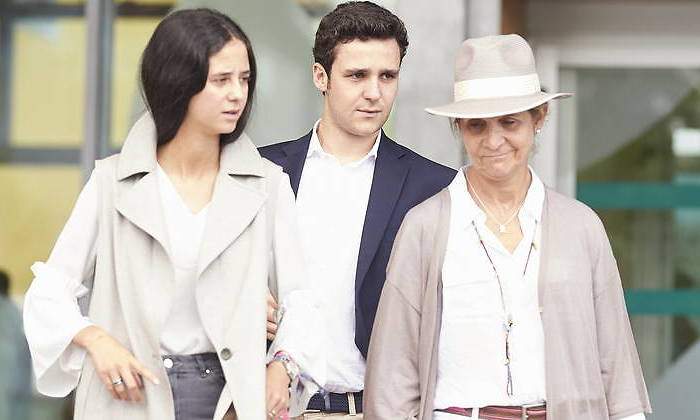 infanta-elena-bronca-hijos-froilan-victoria-77-0.jpg