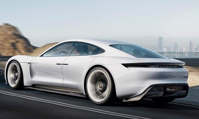 porsche-mission-e-02.jpg