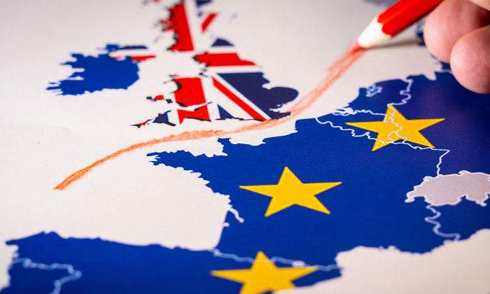 brexit-marca-lapiz-rojo.jpg
