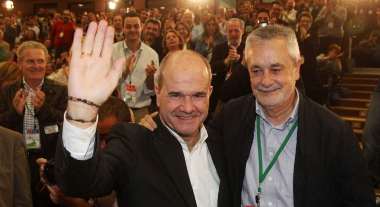 Apertura de juicio oral para Cháves y Griñán por el 'caso ERE'