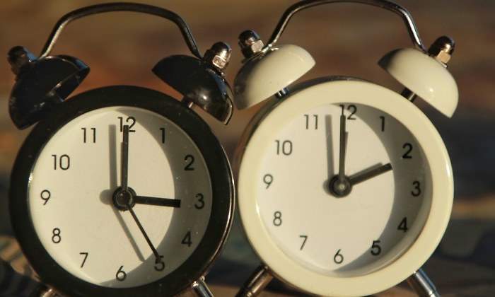 Cambio de hora a las 3 sern las 2 horas