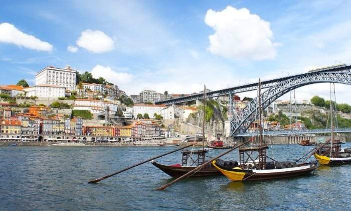 oporto-puente-dreamstime.jpg