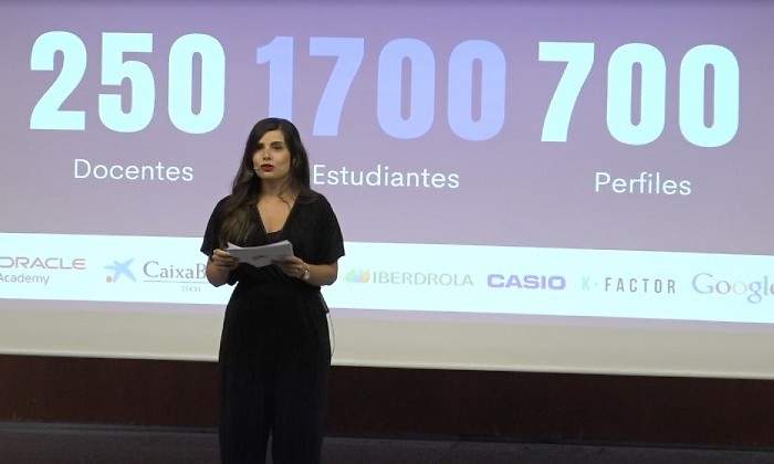 presentadora-de-Wisibilizalas.jpg