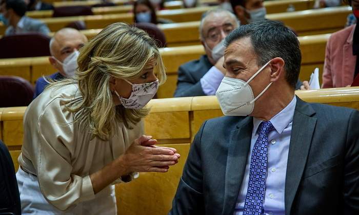 yolanda-diaz-pedro-sanchez-dic21-ep.jpg