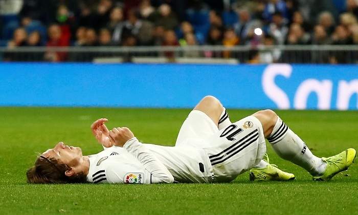 modric-tirado-suelo-realsociedad-reuters.jpg
