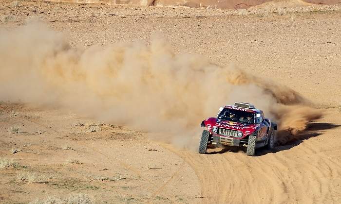 sainz-dakar-9-enero-reuters.jpg