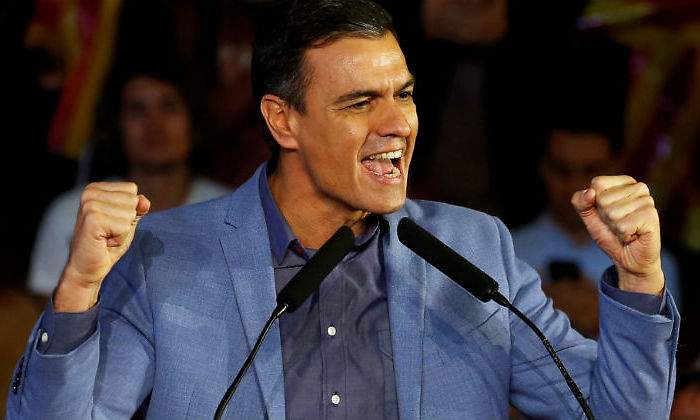 sanchez-pedro-punos-reuters.jpg