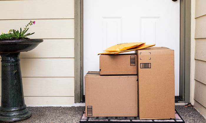770-420-cajas-ecommerce-amazon-istock.jpg