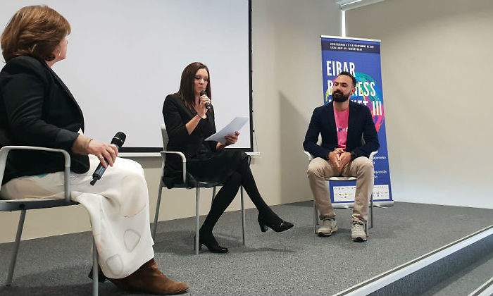 conferencia-defini.jpg