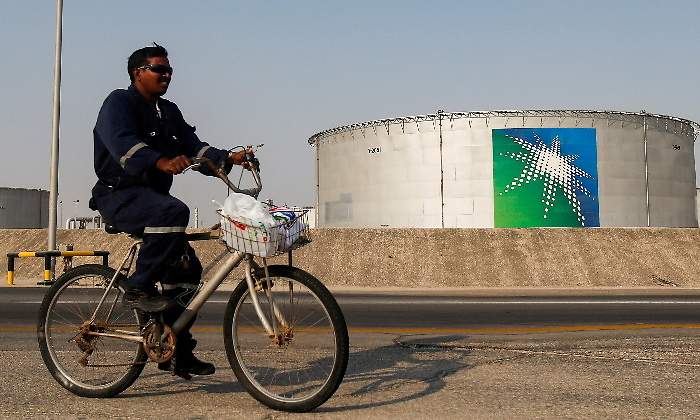 aramco-hombre-bicicleta-reuters-770x420.jpg