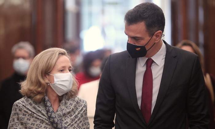 sanchez-calvino-mascarilla-congreso-ep.jpg