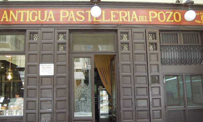 antigua-pasteleria-pozo-1.jpg
