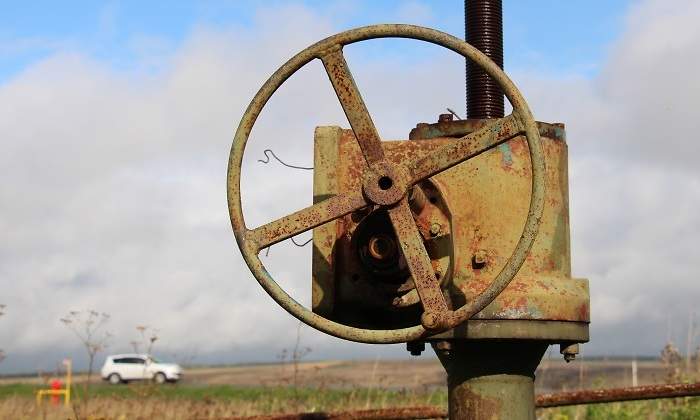 grifo-petroleo-oxidado.jpg