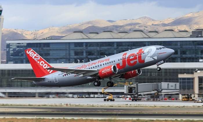 jet2.com.jpg