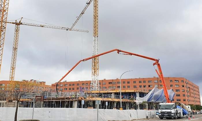 Grua-construccion