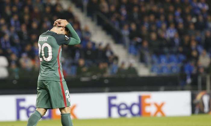 aduriz-lamento-genk-reuters.jpg