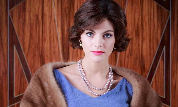 amaia-salamanca-velvet.jpg