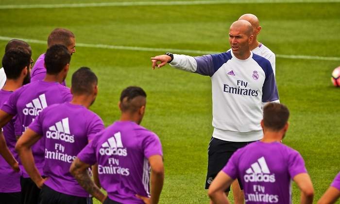 Zidane-ordenes-entreno-2016-reuters.jpg