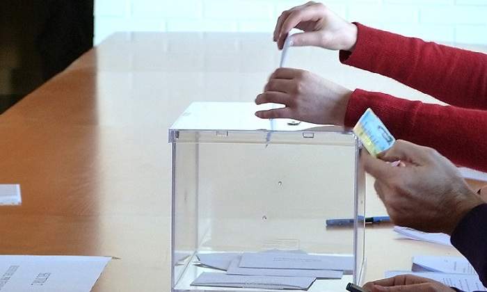 foto-archivo-elecciones-2016-rector-UC.jpg