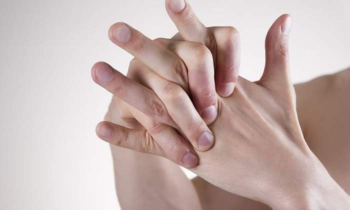 hold-hands-143234_1920.jpg