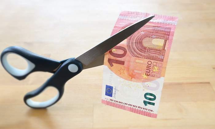 billete-tjeras-dreamstime-770x420.jpg