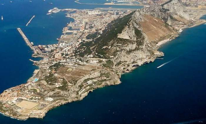 giblartar-penon-770x420-wikipedia.jpg