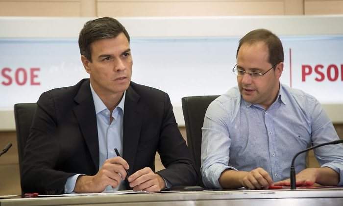 pedrosanchez-tenso-luena-efe.jpg