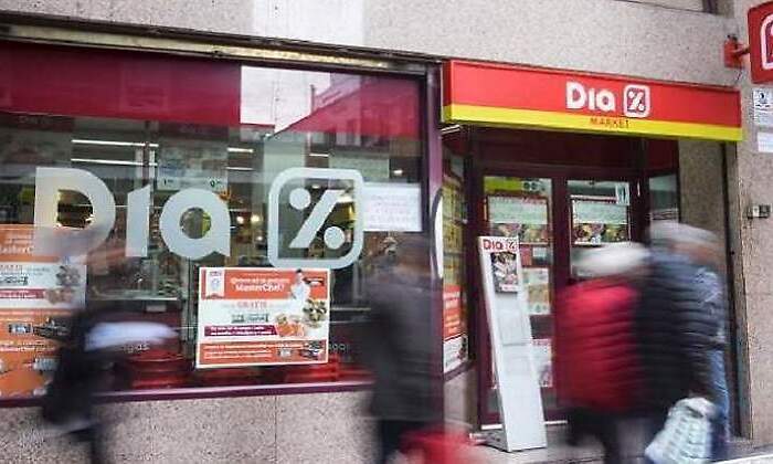 700x420_dia-tienda-personas-movimiento-1.jpg