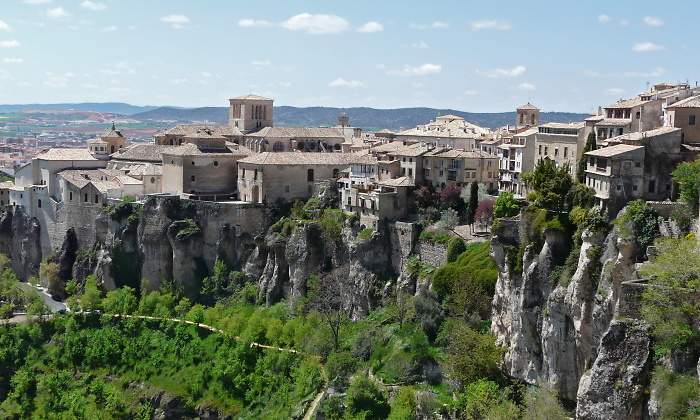 cuenca-dreamstime.jpg