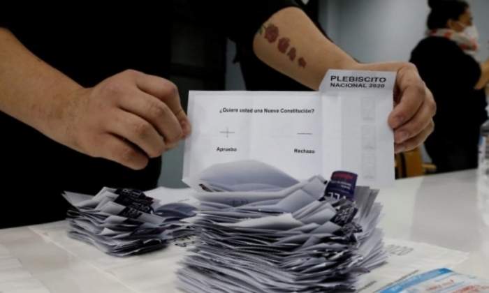 Plebiscito-Chile-votacion-Reuters.jpg