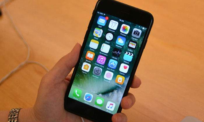 iphone.jpg