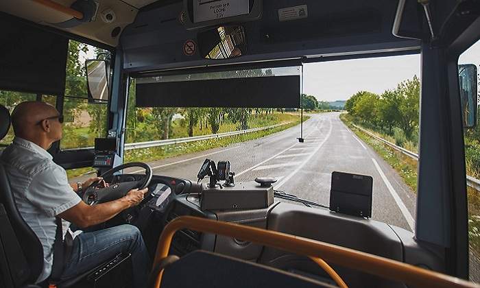 conductor-bus.jpg