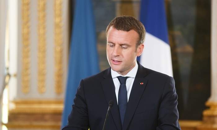 macron-cabizbajo.jpg
