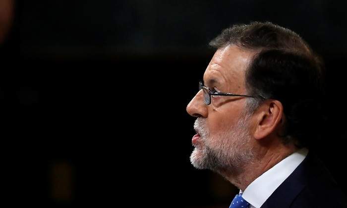 rajoy-fondo-oscuro-investidura-reuters.jpg