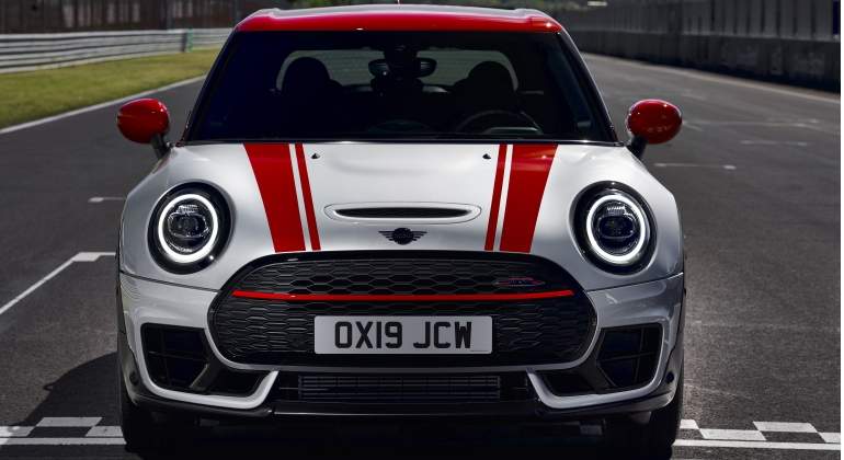 Nuevo Mini con la motorización más potente en un modelo homologado.