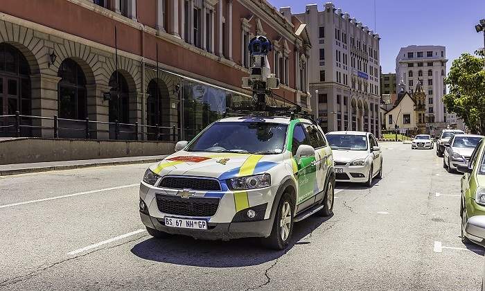 Un-coche-de-Google-Map-Street-View-iStock.jpg
