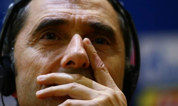 valverde-manos-rp-roma-reuters.jpg