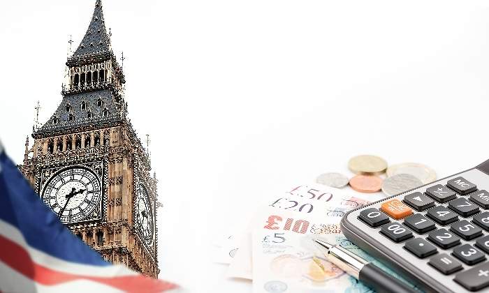 bandera-brexit-big-ben-calculadora-770-dreamstime.jpg