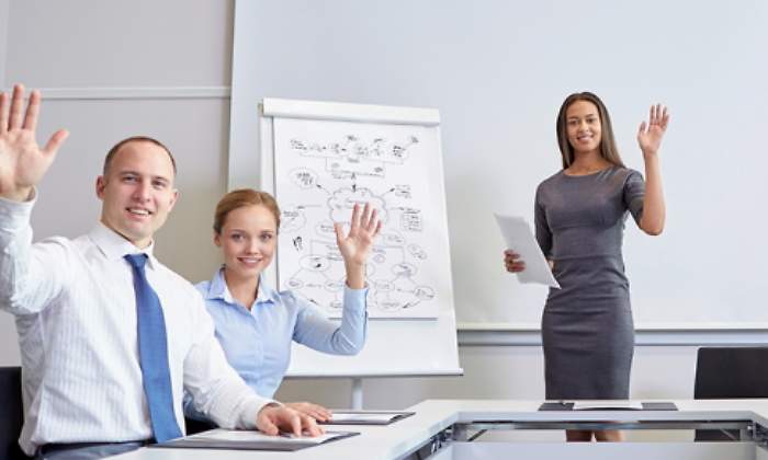 trabajo-equipo-saludo-istock.jpg