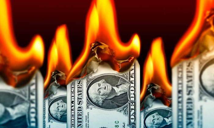 dolares-ardiendo-inflacion.jpg
